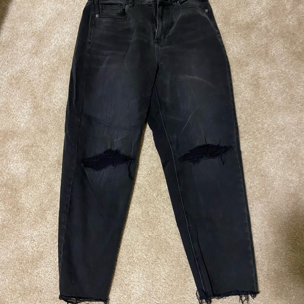 American eagle mom jeans